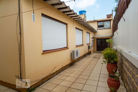 Casa à venda com 330m², 3 quartos e 2 vagas Casa à venda com 330m², 3 quartos e 2 vagasÁrea Externa