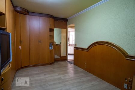 Casa à venda com 330m², 3 quartos e 2 vagas Casa à venda com 330m², 3 quartos e 2 vagasSuíte