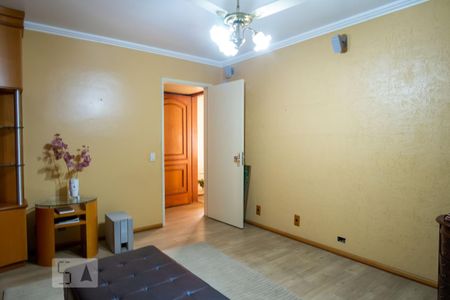 Casa à venda com 330m², 3 quartos e 2 vagas Casa à venda com 330m², 3 quartos e 2 vagasQuarto 1