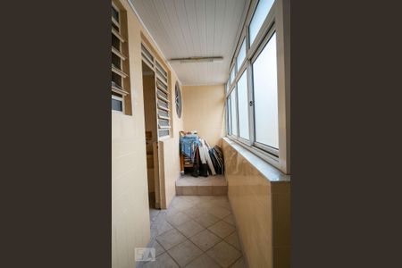 Casa à venda com 330m², 3 quartos e 2 vagas Casa à venda com 330m², 3 quartos e 2 vagasÁrea de Serviço