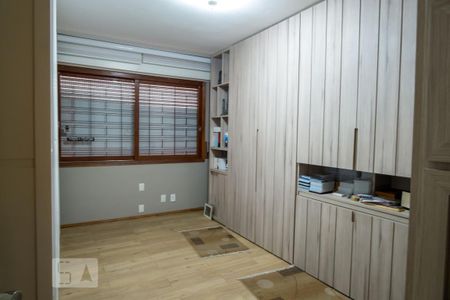 Casa à venda com 330m², 3 quartos e 2 vagas Casa à venda com 330m², 3 quartos e 2 vagasQuarto 2