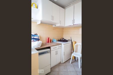 Casa à venda com 330m², 3 quartos e 2 vagas Casa à venda com 330m², 3 quartos e 2 vagasÁrea de Serviço
