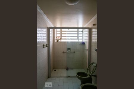 Casa à venda com 330m², 3 quartos e 2 vagas Casa à venda com 330m², 3 quartos e 2 vagasBanheiro da Suíte