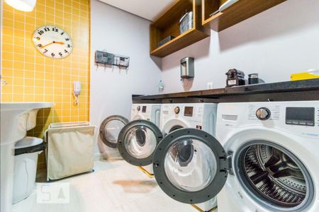 Apartamento para alugar com 35m², 1 quarto e 1 vaga Apartamento para alugar com 35m², 1 quarto e 1 vagaÁrea comum - Lavanderia