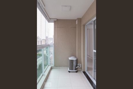 Apartamento para alugar com 35m², 1 quarto e 1 vaga Apartamento para alugar com 35m², 1 quarto e 1 vagaSacada