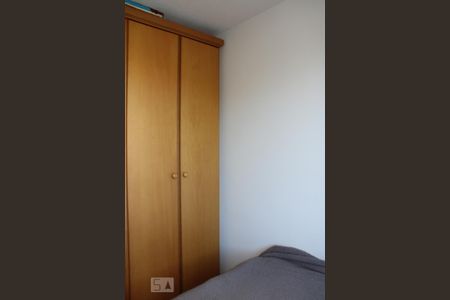 Quarto 2 de apartamento para alugar com 2 quartos, 43m² em Mato Grande, Canoas