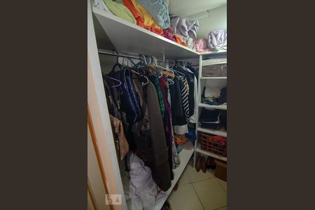 Apartamento à venda com 108m², 3 quartos e sem vagaCloset