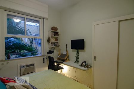 Apartamento à venda com 108m², 3 quartos e sem vagaQuarto 2