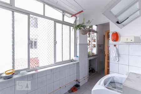 Apartamento à venda com 138m², 2 quartos e sem vagaÁrea de Serviço