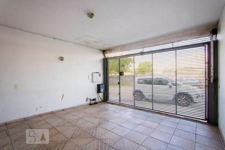 Casa à venda com 206m², 3 quartos e 2 vagasGaragem