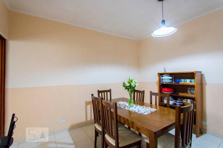 Casa à venda com 206m², 3 quartos e 2 vagasCopa