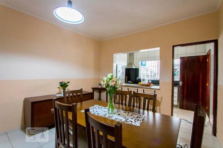 Casa à venda com 206m², 3 quartos e 2 vagasCopa