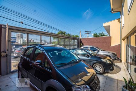 Casa à venda com 256m², 3 quartos e 4 vagas Casa à venda com 256m², 3 quartos e 4 vagasGaragem