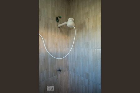 Casa à venda com 256m², 3 quartos e 4 vagas Casa à venda com 256m², 3 quartos e 4 vagasBanheiro de Serviço