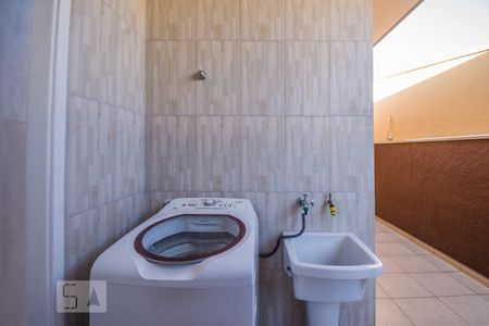 Casa à venda com 256m², 3 quartos e 4 vagas Casa à venda com 256m², 3 quartos e 4 vagasÁrea de Serviço