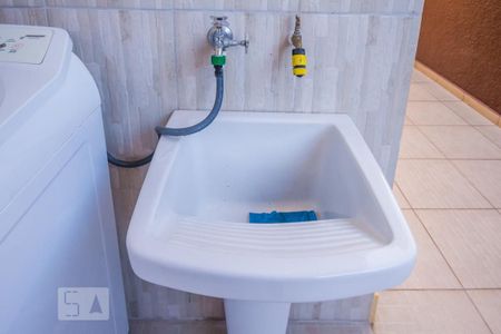 Casa à venda com 256m², 3 quartos e 4 vagas Casa à venda com 256m², 3 quartos e 4 vagasÁrea de Serviço