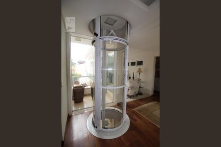 Casa de condomínio à venda com 407m², 4 quartos e sem vagaElevador