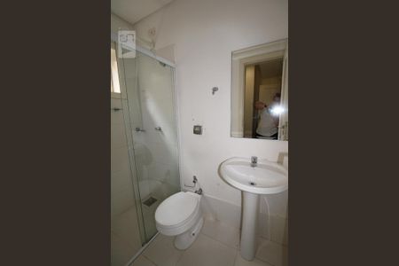 Casa de condomínio à venda com 407m², 4 quartos e sem vagaBanheiro de Serviço