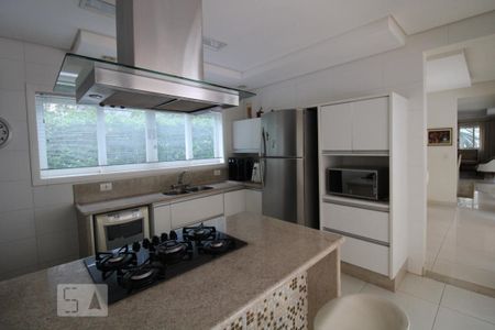 Casa de condomínio à venda com 407m², 4 quartos e sem vagaCozinha