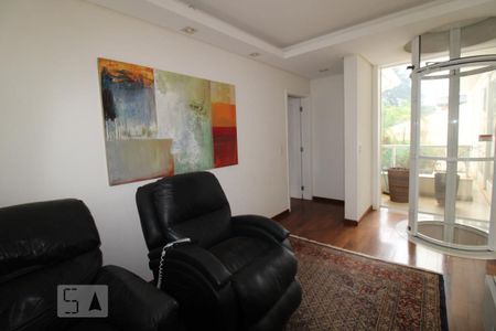 Casa de condomínio à venda com 407m², 4 quartos e sem vagaSala de TV