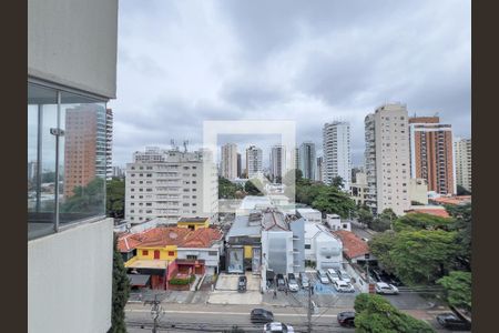 Sala de TV, vista aberta de apartamento para alugar com 4 quartos, 143m² em Indianópolis, São Paulo