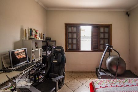 Casa à venda com 223m², 2 quartos e 3 vagas Casa à venda com 223m², 2 quartos e 3 vagasQuarto 2