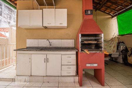 Casa à venda com 223m², 2 quartos e 3 vagas Casa à venda com 223m², 2 quartos e 3 vagasChurrasqueira