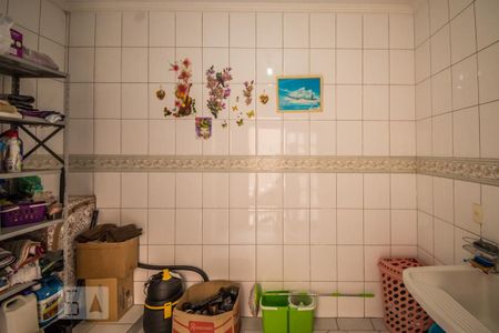 Casa à venda com 223m², 2 quartos e 3 vagas Casa à venda com 223m², 2 quartos e 3 vagasÁrea de Serviço