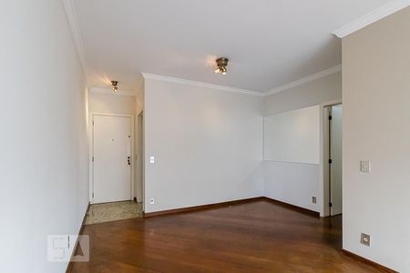 Sala de apartamento para alugar com 3 quartos, 86m² em Vila Gumercindo, São Paulo