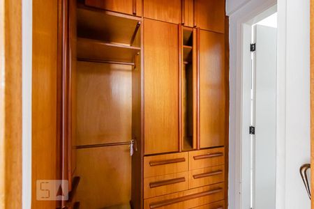 Apartamento para alugar com 86m², 3 quartos e 2 vagas Apartamento para alugar com 86m², 3 quartos e 2 vagasCloset da Suíte