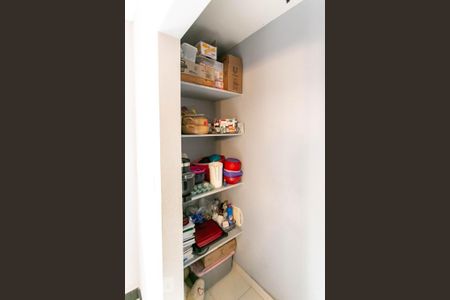 Casa à venda com 250m², 4 quartos e 4 vagasDespensa