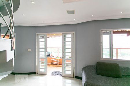 Sala de casa à venda com 4 quartos, 250m² em Juliana, Belo Horizonte