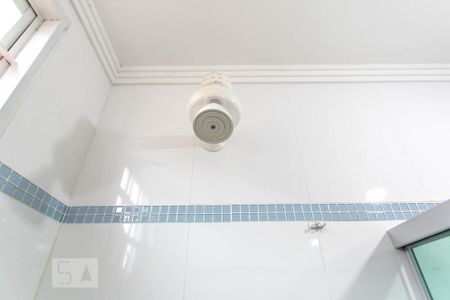 Casa à venda com 250m², 4 quartos e 4 vagasBanheiro Social