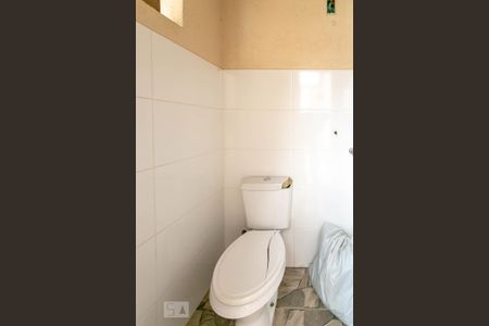 Casa à venda com 250m², 4 quartos e 4 vagasBanheiro de Serviço