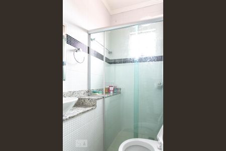 Casa à venda com 250m², 4 quartos e 4 vagasBanheiro da Suíte 2