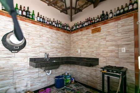 Casa à venda com 250m², 4 quartos e 4 vagasChurrasqueira