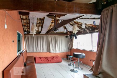 Casa à venda com 250m², 4 quartos e 4 vagasCobertura