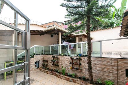 Casa à venda com 250m², 4 quartos e 4 vagasÁrea Externa