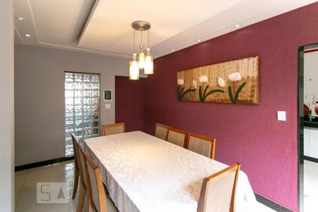 Casa à venda com 250m², 4 quartos e 4 vagasSala de Jantar