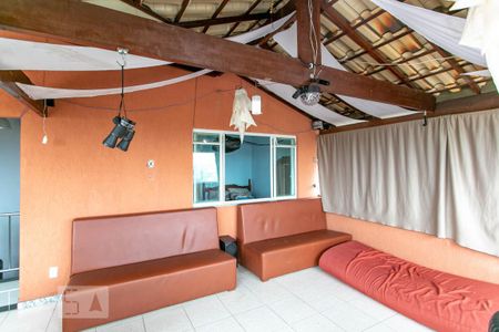 Casa à venda com 250m², 4 quartos e 4 vagasSala 2
