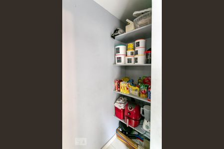 Casa à venda com 250m², 4 quartos e 4 vagasDespensa