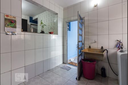 Casa à venda com 50m², 2 quartos e 5 vagas Casa à venda com 50m², 2 quartos e 5 vagasÁrea de Serviço
