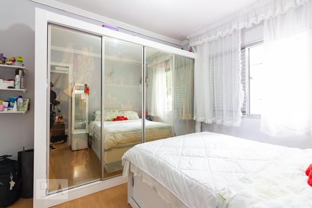 Quarto 1 de casa à venda com 2 quartos, 50m² em Quitaúna, Osasco