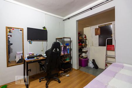 Quarto 2 de casa à venda com 2 quartos, 50m² em Quitaúna, Osasco