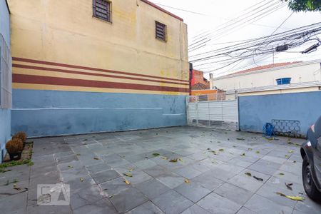 Casa à venda com 50m², 2 quartos e 5 vagas Casa à venda com 50m², 2 quartos e 5 vagasGaragem