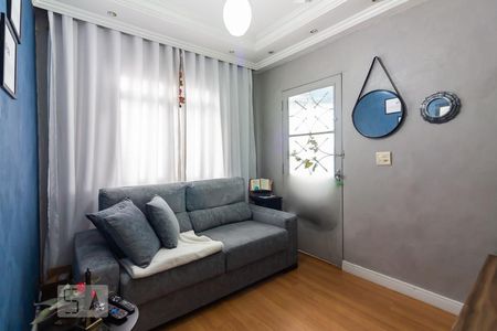 Sala de casa à venda com 2 quartos, 50m² em Quitaúna, Osasco