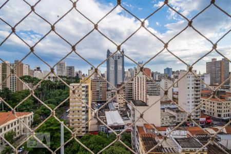 Vista da Sala de apartamento para alugar com 2 quartos, 76m² em Centro, Campinas