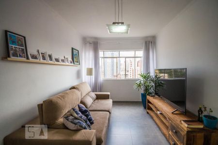 Sala de apartamento para alugar com 2 quartos, 76m² em Centro, Campinas