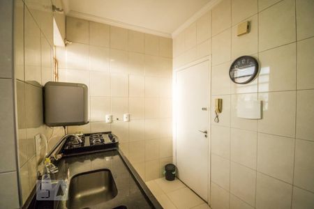 Cozinha de apartamento para alugar com 2 quartos, 76m² em Centro, Campinas