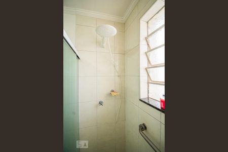 Apartamento para alugar com 76m², 2 quartos e sem vagaBanheiro